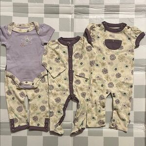 Charming Floral Baby Bodysuit Set - Lavender and Cream